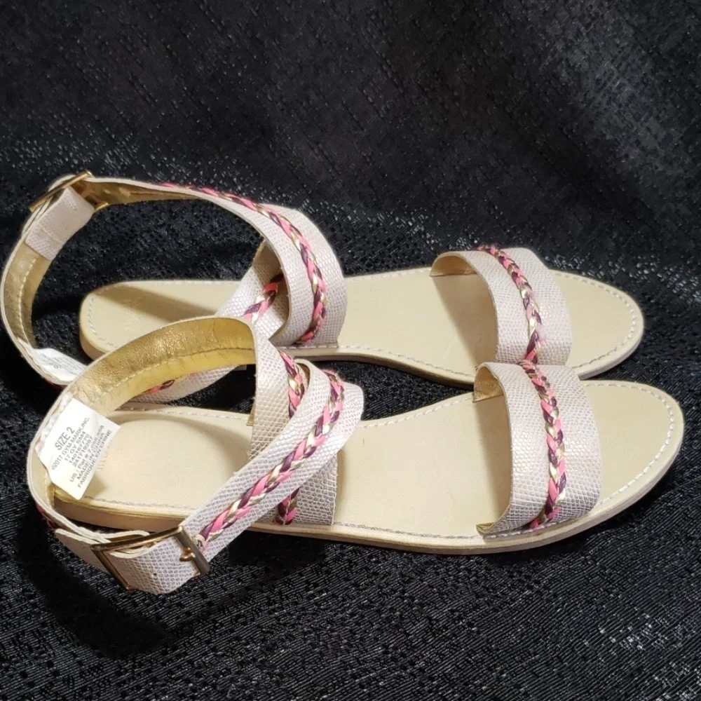 Gymboree girls sandals 2
